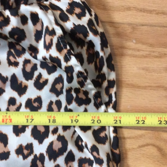 L LOFT Leopard satin notch collar pajama set - Picture 11 of 16